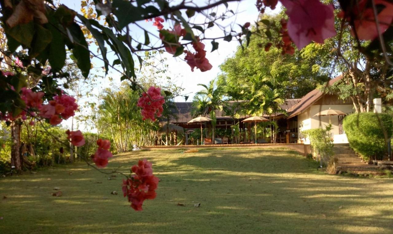 Bamboo Hideaway Resort Koh Mak Exterior photo